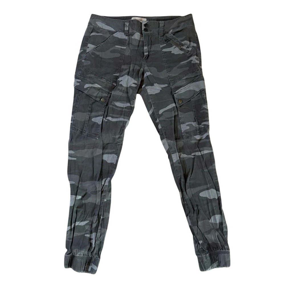 Y2K Rewind Camo Cargo Pants Women's 11‎ Paratrooper Stretch Cuffs at Bottom